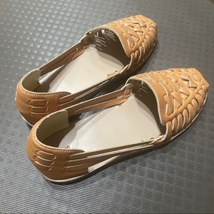 Nisolo huarache sandal in almond, size 6